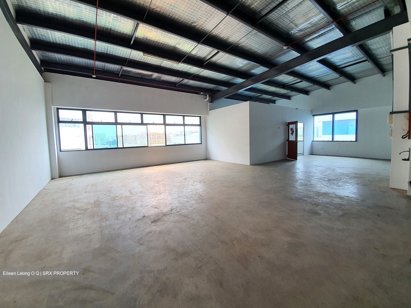 Admiralty Industrial Park (D27), Factory #611370511